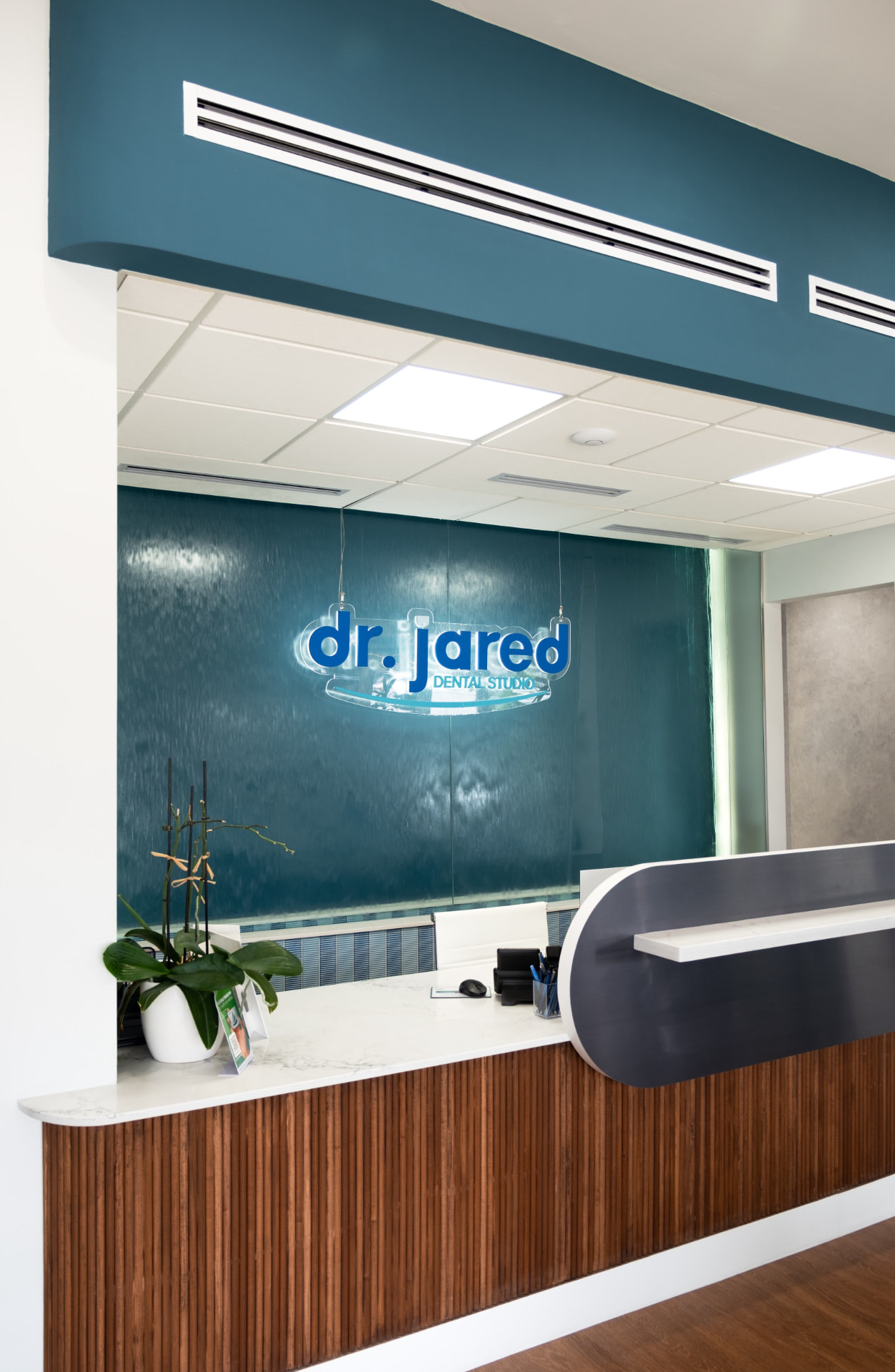 Reception desk at Dr Jared Dental Studio